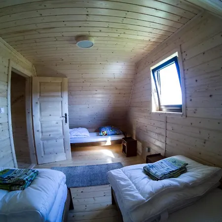 Sudecki Alojamento de Turismo Selvagem Karlow